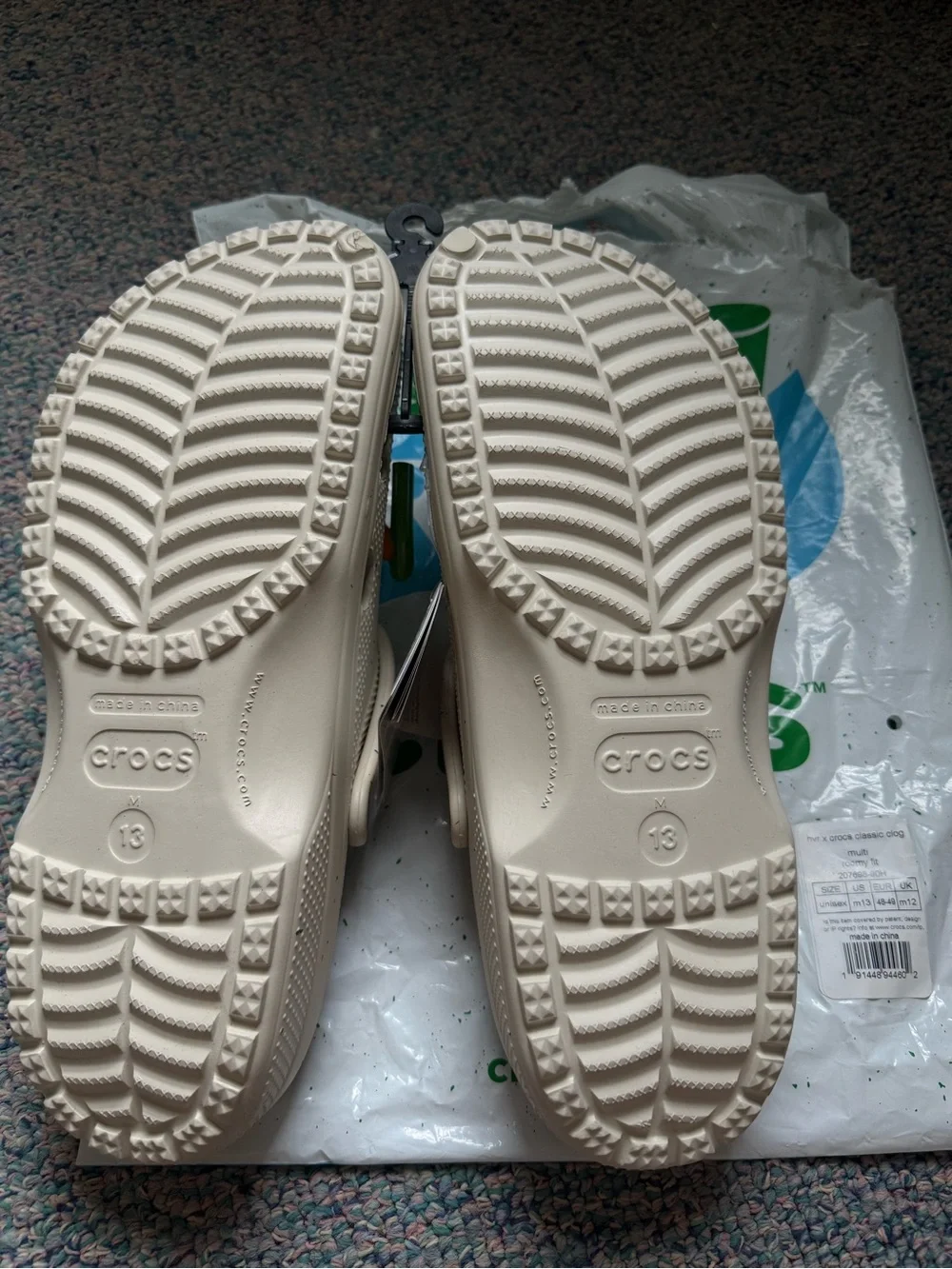 NWT LIMITED EDITION Crocs Classic Clog Hidden X Valley Ranch collaboration - Picture 5 of 6